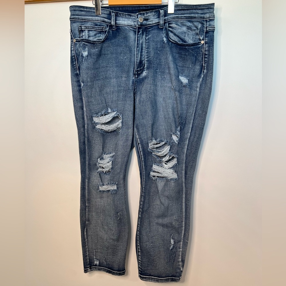 Judy Blue Distressed Boyfriend Jeans size 20W